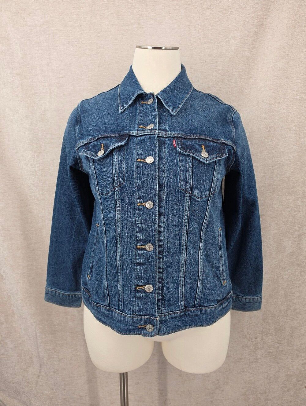 Levi's Women's Classic Blue Jean Denim Trucker Jacket Women's Plus Size 1X